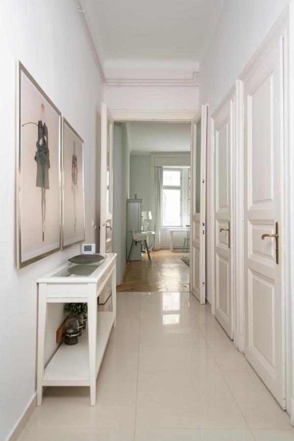 Jettsetter Luxury Apartment By Andrassy Ave & Opera Boedapest Buitenkant foto